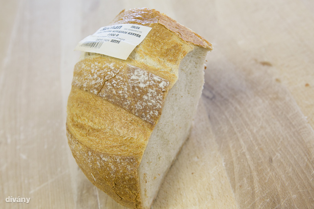 Auchan falusi kovászos kenyér 