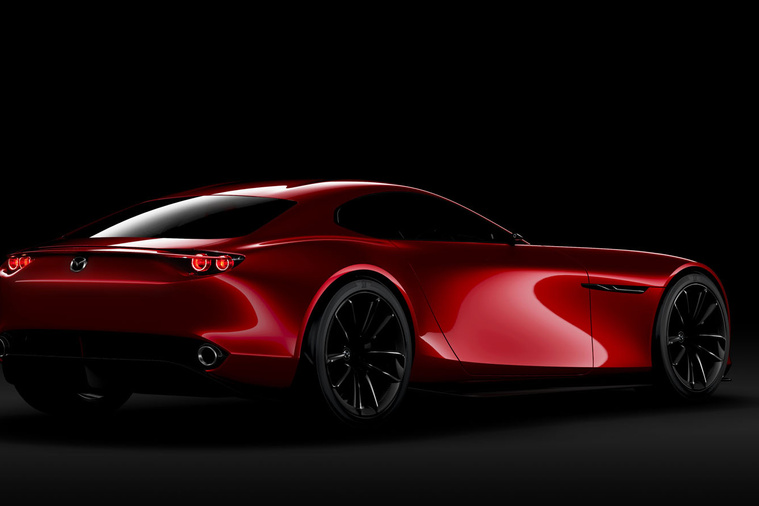 Elegáns Wankel-sportkocsit mutatott a Mazda