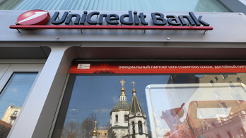 Véletlenül egy csomó bankkártyát letiltott az Unicredit
