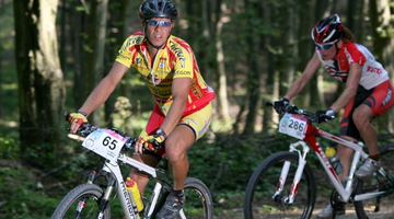 Buruczki a magyar hegyikerékpár-bajnok 