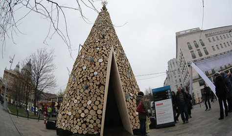 A világ legmenőbbjei között jegyzik a Hello Wood két karácsonyfáját