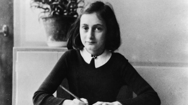 Online olvasható Anne Frank teljes naplója