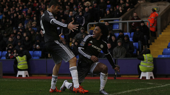 Diego Costa: gól, gólpassz; először győzött Hiddinkkel a Chelsea