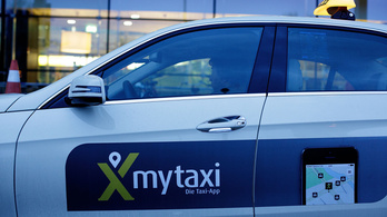 Németországban betiltották, hogy okostelefonon keresztül kedvezményesen lehessen taxizni