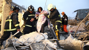 Egy csecsemő is meghalt a tajvani földrengésben
