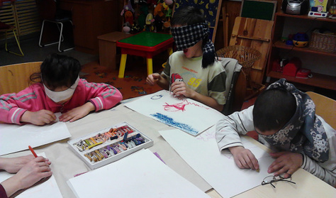 Akik a vak gyerekekkel is rajzolnak - interjú