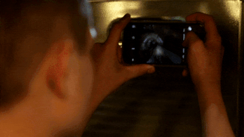 Moziznak az utasok a vezetőfülke nélküli 4-es metrón