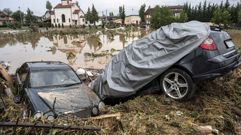 Legalább 15-en meghaltak Macedóniában a fővárosra lecsapó viharban