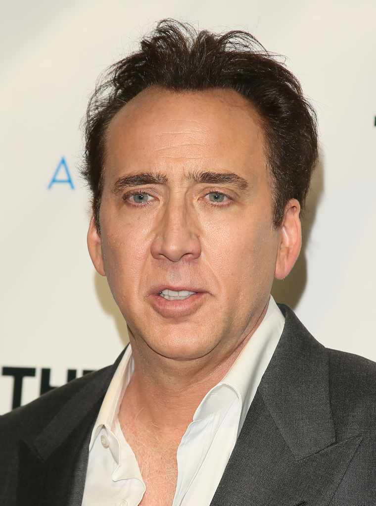 Ő az igazi vagy a viasz Nicolas Cage??