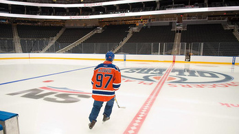 A Gretzky-utód korizott először az Edmonton új csarnokában