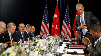 Obama megígérte Erdogannak, hogy segíti a puccsisták elszámoltatásában