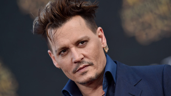 Filmszereppel mentené hírnevét Johnny Depp