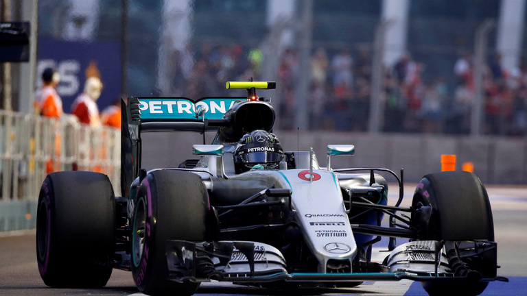 Rosberg-pole, Vettelé az utolsó rajthely Szingapúrban