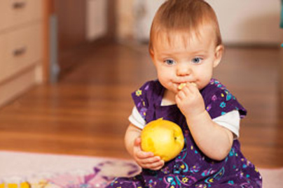 7 fontos tápanyag, amit a kisbabádnak meg kell kapnia 