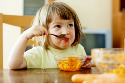 3 egyszerű reggeli szokás, ami segít, hogy a gyerek ne hízzon el