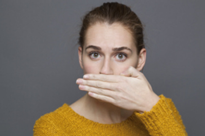 Furcsa szag árad a szomszédodból? Ezt teheted, ha már nagyon zavar