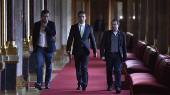 A Fidesz leszavazta a Jobbik Orbán-féle alkotmánymódosítását