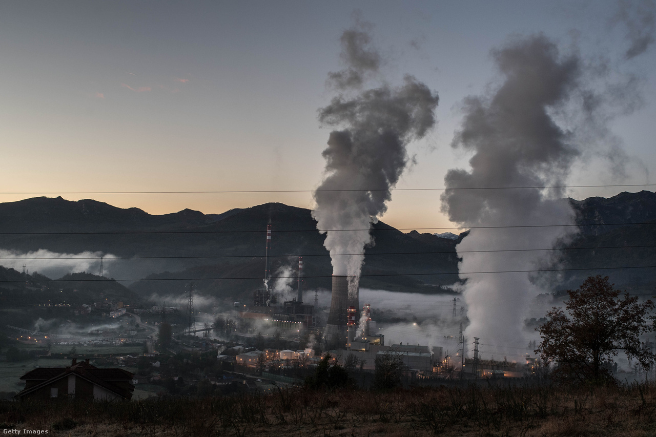 A Soto de Ribera erőműben még áramot termelnek az észak-spanyol szénből, de az uniós szabályok miatt várhatóan ez az erőmű sem működhet már sokáig.