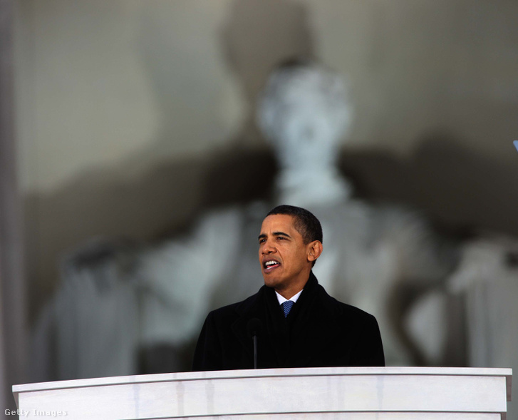 Obama beiktatásakor 2008-ban a Washington emlékmű előtt