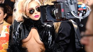 Lady Gaga túltolta, JLo visszafogta magát - ők mutatták a legtöbbet a Grammyn