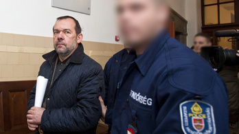 Jogerősen felmentették a moszkvai ingatlanügy vádlottjait