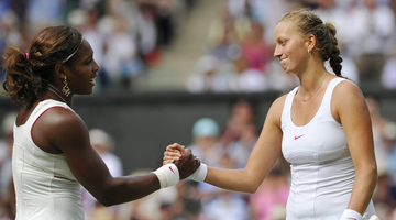 Serena Williams besöpörheti Wimbledont