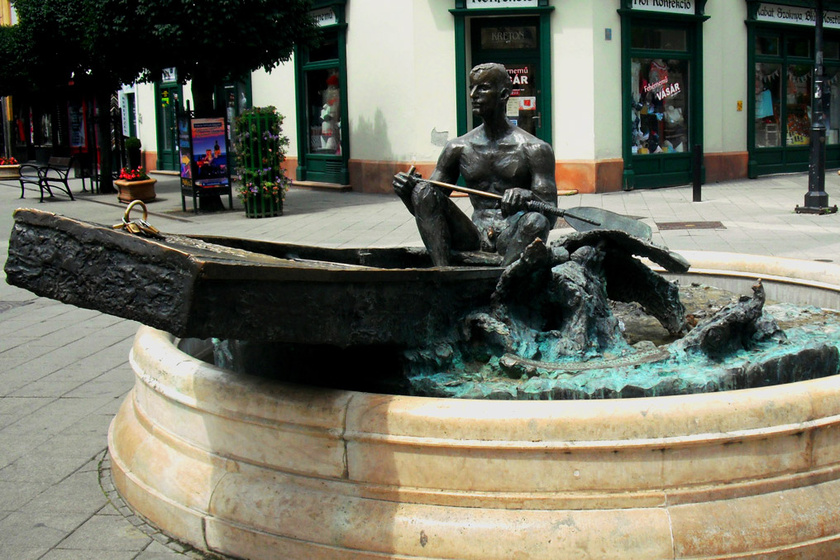 6 híres magyar szerencsehozó szobor - Mutatjuk, mit kell rajtuk megfogni