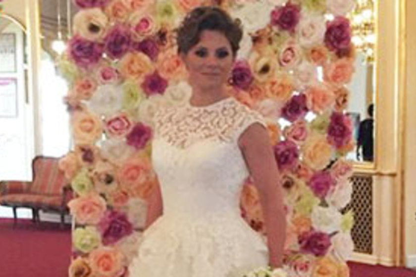 Fotók: Szinetár Dóra mesésen nézett ki az esküvői ruhában 