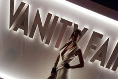 Fotók Cannes-ból: Vajna Tímea köldökig kivágott ruhában mutatta meg magát