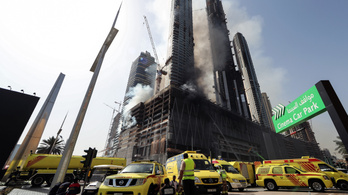Kigyulladt Dubaj egyik épülő toronyháza