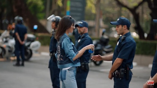 A Pepsi visszavonta Kendall Jenner botrányt okozó reklámját
