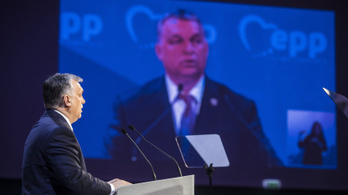 Marhaságnak nevezte Orbán, hogy kilépnének a Néppártból
