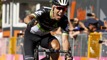 Giro: 161 kilométernyi tömény izgalom és őrület