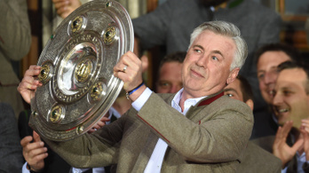 Ancelotti München főterén igazolta humorát