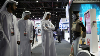 Robotszázadot állít fel a rendőrség Dubajban