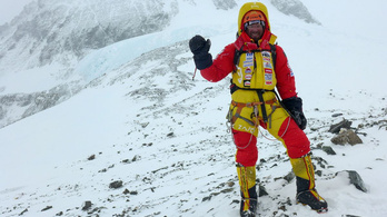Kamugép vagy bölcs hegymászó az Everestről lejövő Klein Dávid?