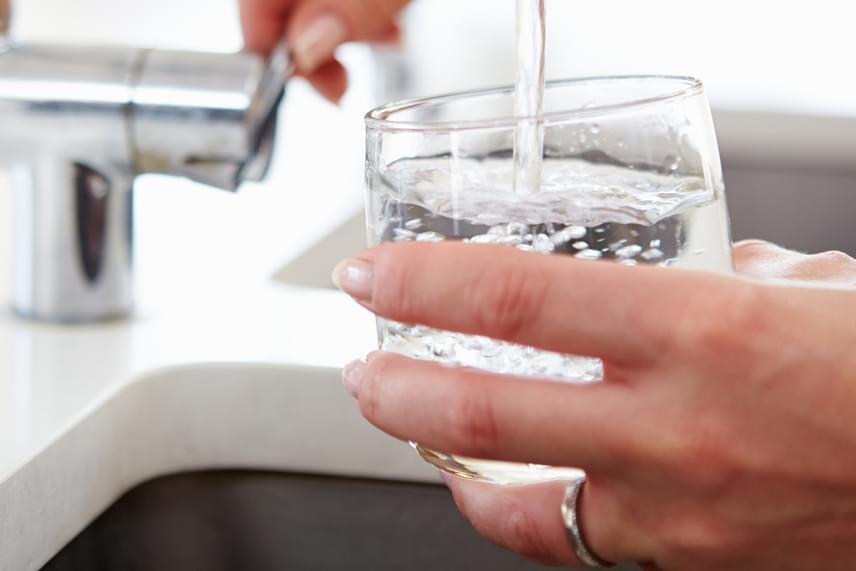 Mi történik a testünkkel, ha nem iszunk elég tiszta vizet?