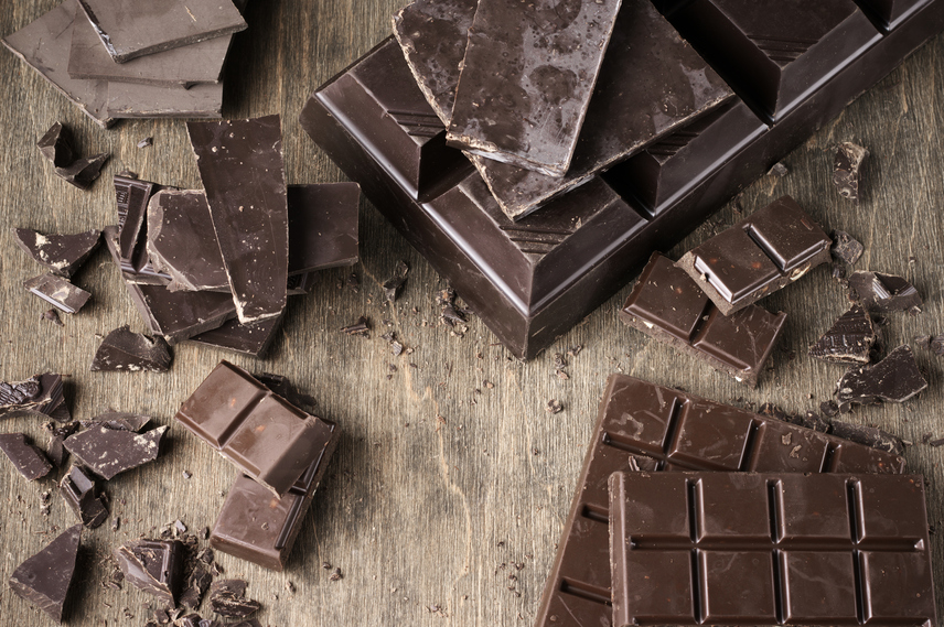 a csokoládé erősíti a szív egészségét)