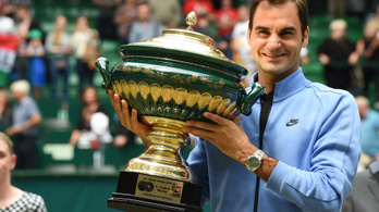Federer bombaformában: egy szettet sem vesztett a hallei tornán