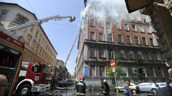 Nyolc lakás égett ki a Péterfy Sándor utcai tűzben