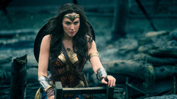 Oscart akar a Wonder Womanért a Warner Brothers