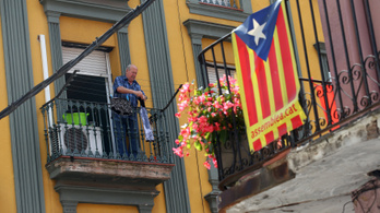 Katalónia októberben szavaz, hogy elszakadjon-e Spanyolországtól