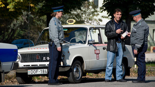 Rendőr Lada – Taxis Zsiga