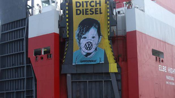 A Greenpeace akadályozta a VW dízelek szállítását