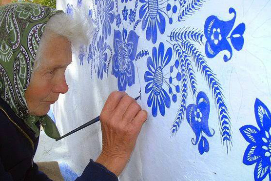 90 évesen lett festő egy cseh nagymama
