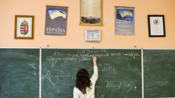 Ukrán nyelvtörvény: Kijev üres garanciát adott Balognak