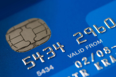 Az összes pénzt lehúzhatják a bankkártyádról - Így trükköznek a pénztárosok