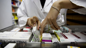 Feketelistára került 28 vény nélkül kapható gyógyszer Franciaországban