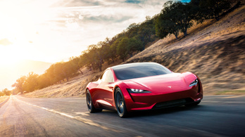 400 km/órával száguld az új Tesla Roadster