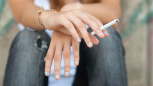 A cigi és a fű is pszichotikus tüneteket okozhat a tiniknél